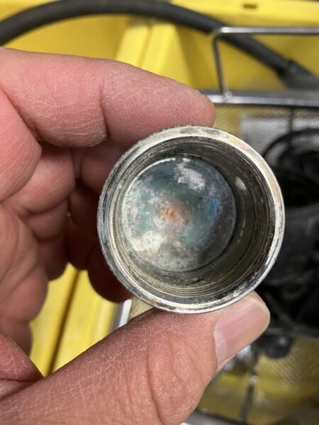 アクアラングレギュレーター 錆び入り