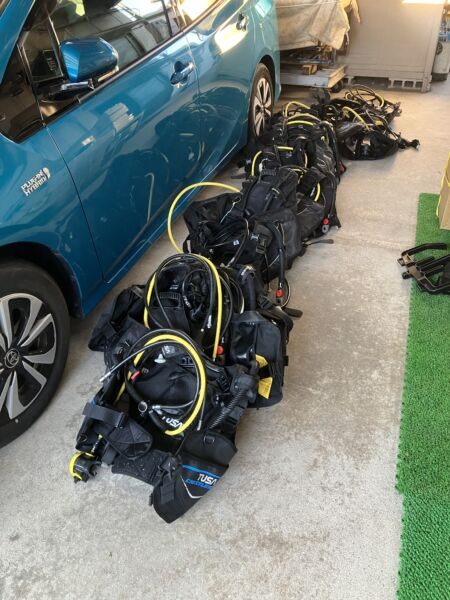 修理待ち　器材