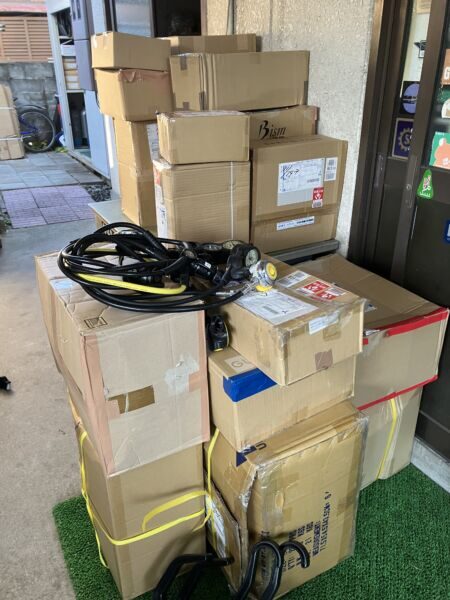 修理待ち　器材